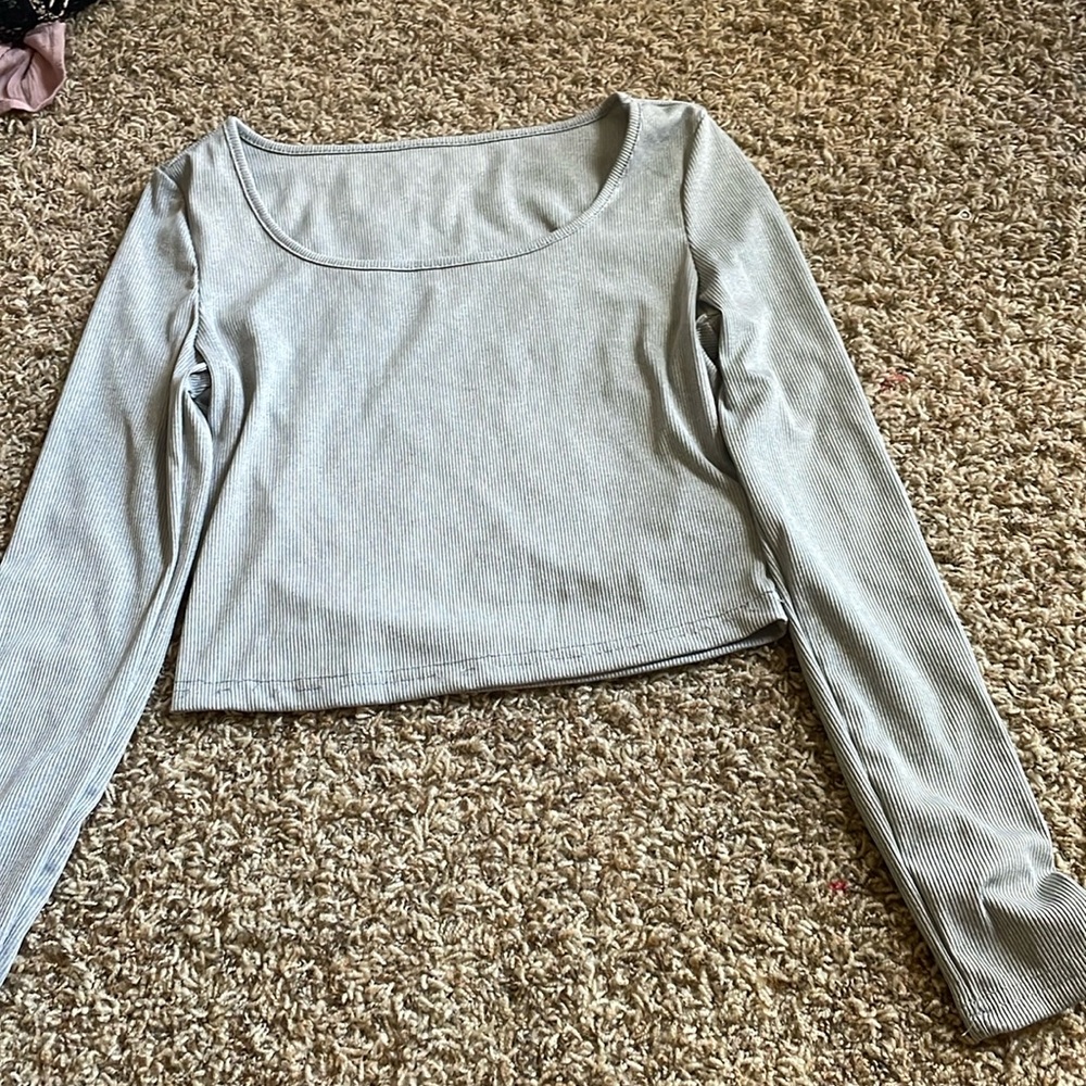 Cropped Long Sleeve Tee